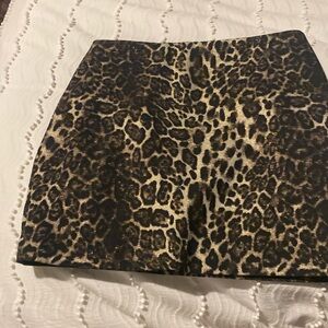 Leopard skirt